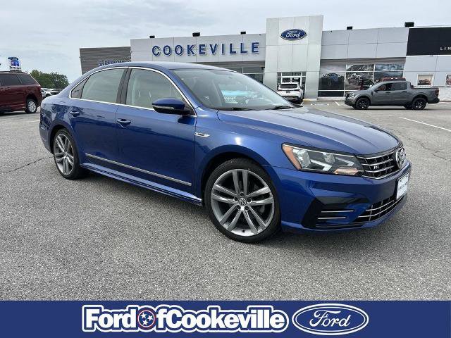 Used 2017 Volkswagen Passat 1.8T R-Line FWD image 1