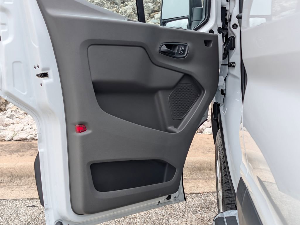 Certified 2025 Ford Transit 250 Low Roof w/ Exterior Upgrade Package RWD image 24