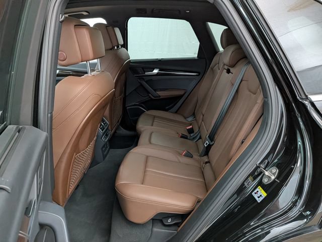 Used 2019 Audi Q5 2.0T Premium Plus w/ Premium Plus Package AWD/4WD image 18