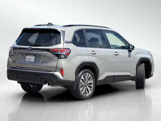 Used 2025 Subaru Forester Touring w/ Popular Package - Touring AWD/4WD image 4