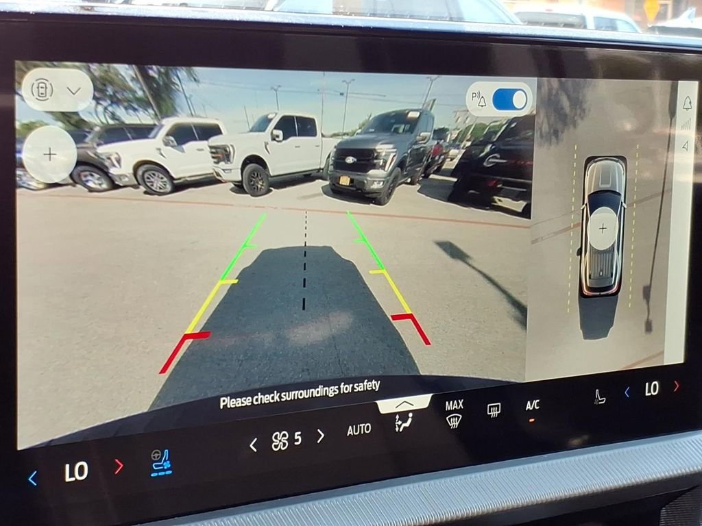 Certified 2025 Ford Explorer ST RWD image 25