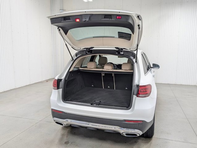 Used 2021 Mercedes-Benz GLC 300 4MATIC image 8