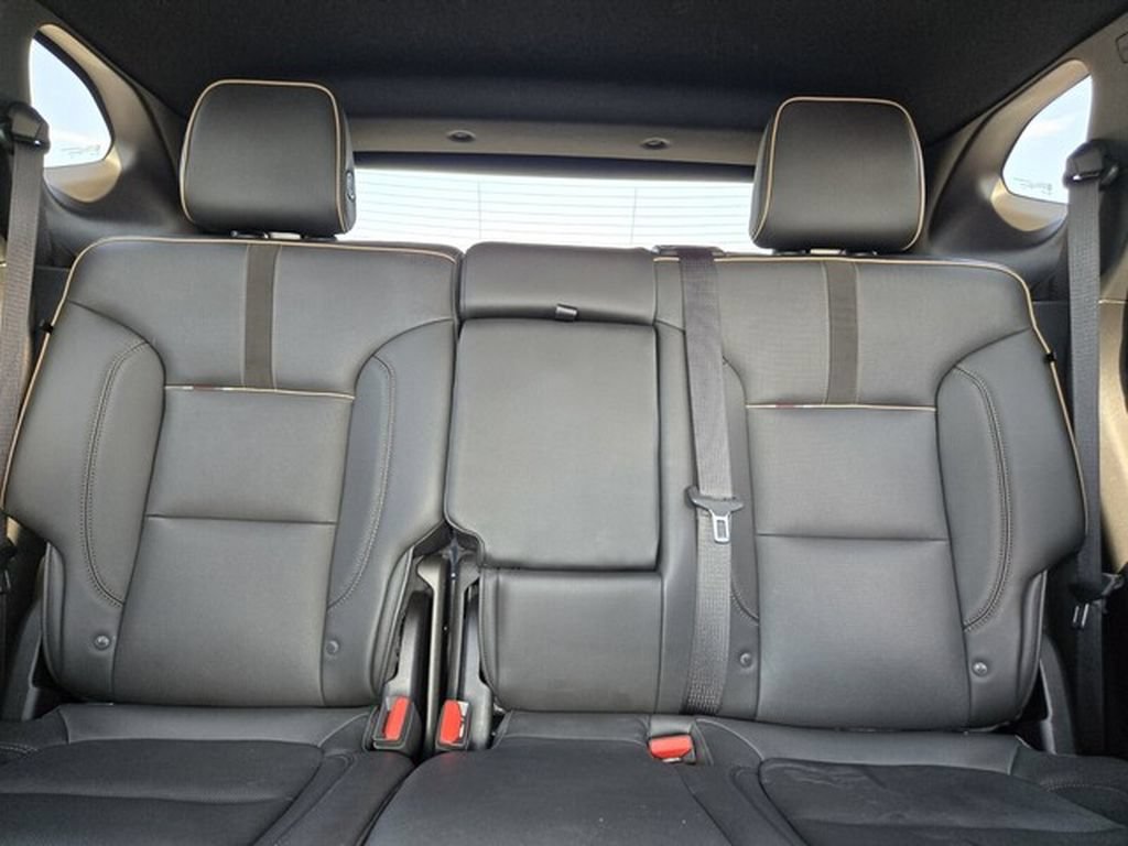 Used 2019 Chevrolet Blazer Premier w/ Sun and Wheels Package FWD image 12