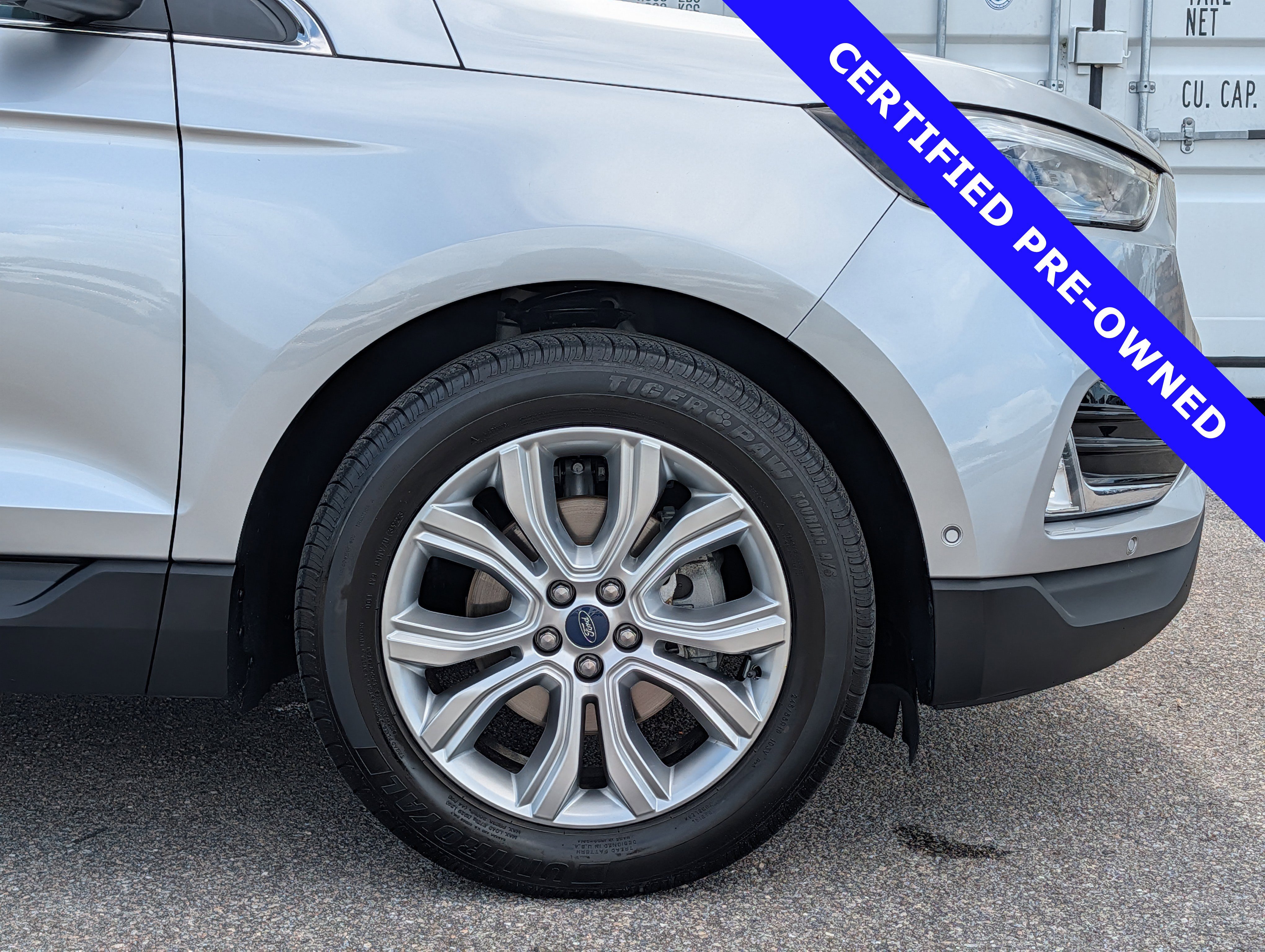 Certified 2020 Ford Edge Titanium w/ Equipment Group 301A FWD image 11