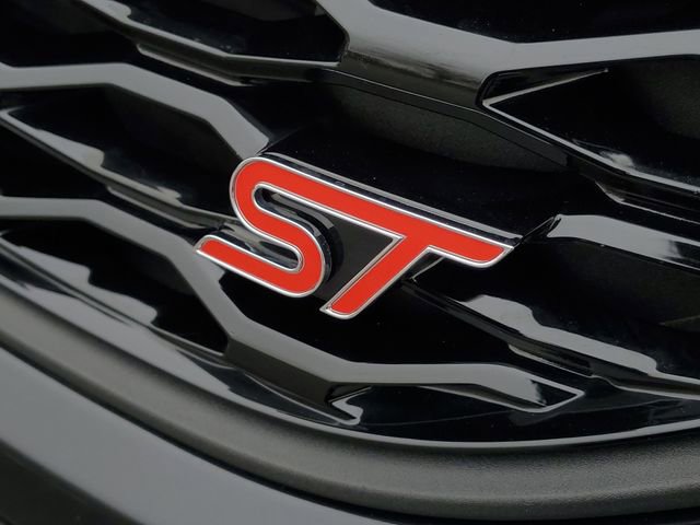 Certified 2023 Ford Explorer ST w/ Equipment Group 401A image 6