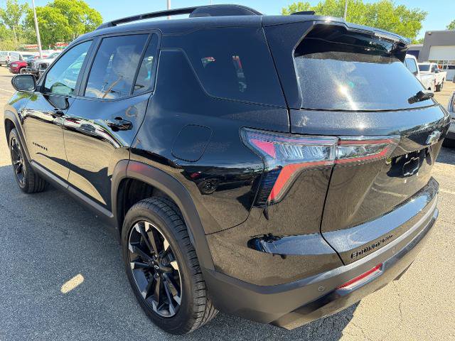 Used 2025 Chevrolet Equinox RS AWD/4WD image 3