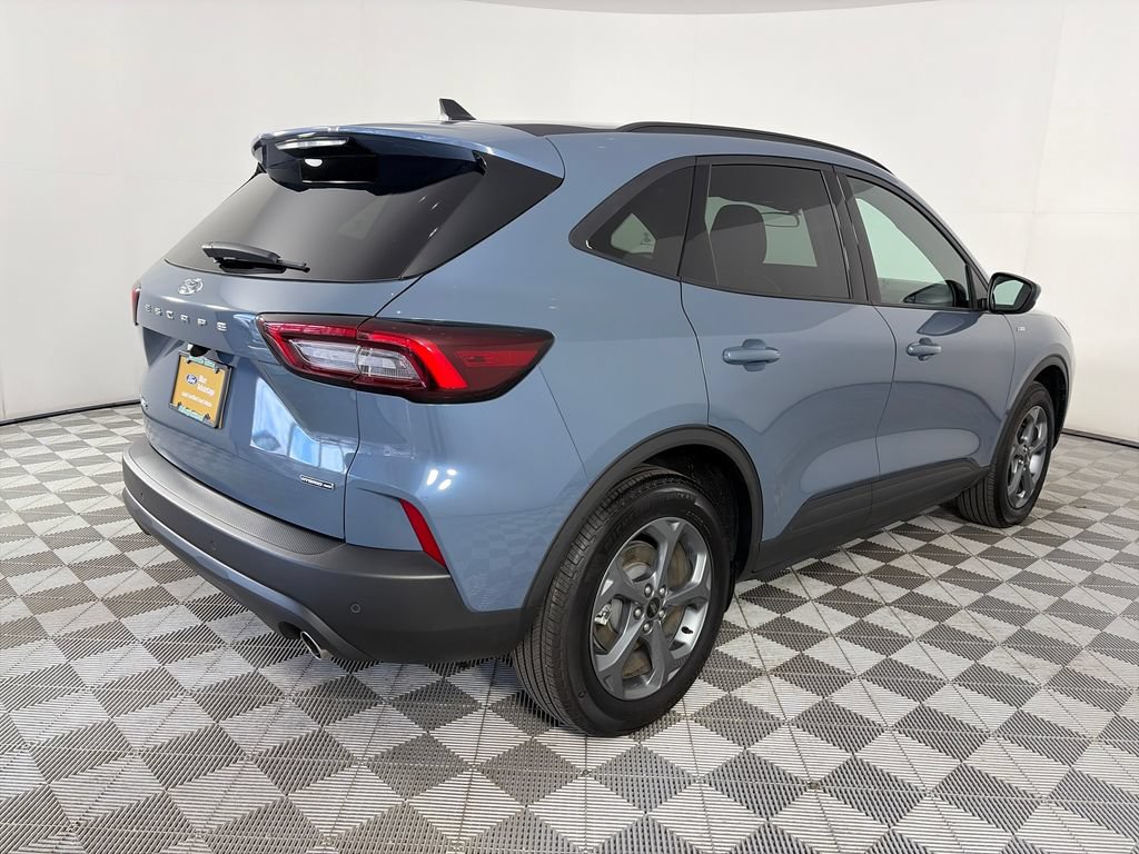 Certified 2025 Ford Escape ST-Line Select w/ Tech Pack #1 AWD/4WD image 7