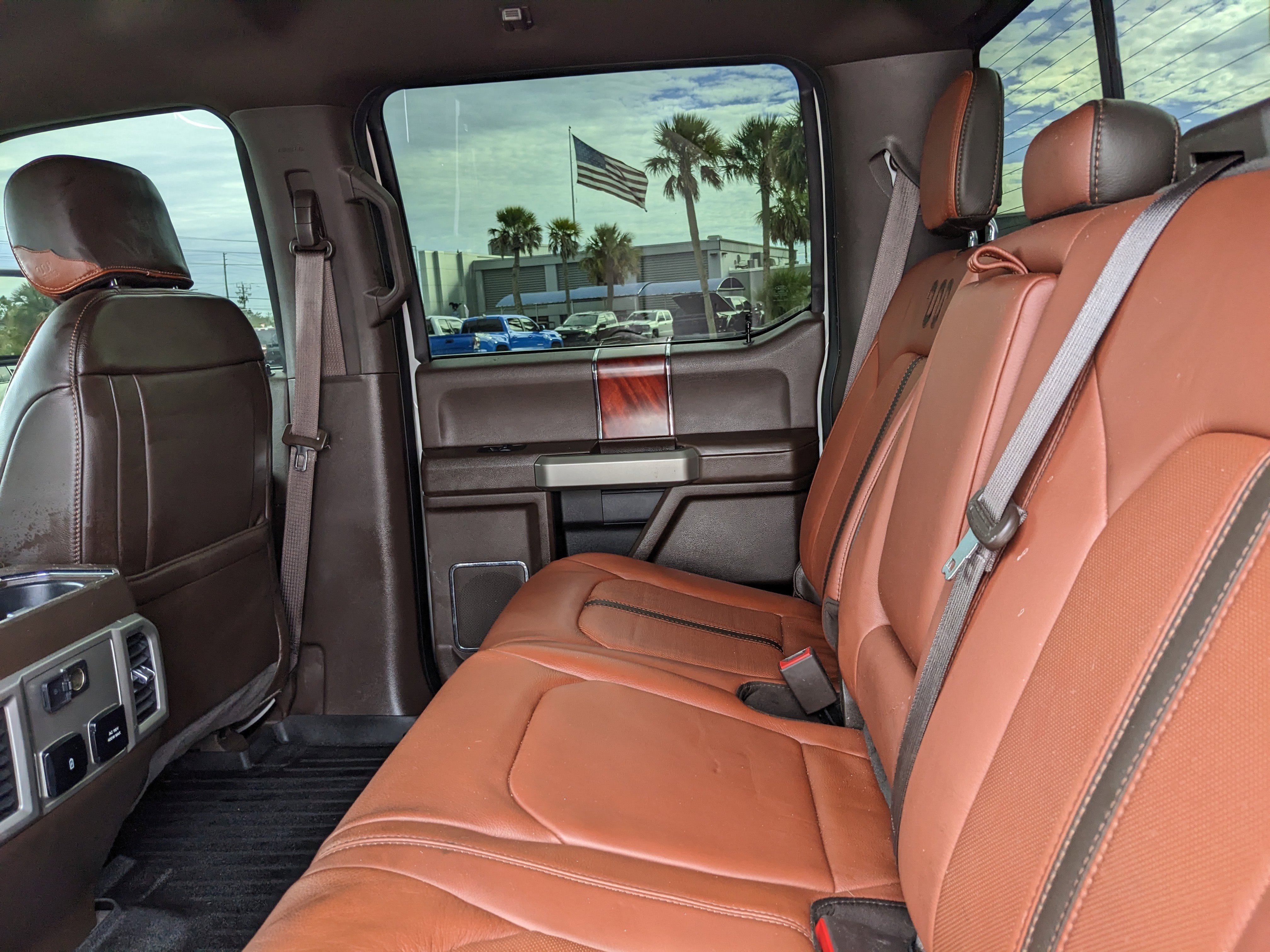 Certified 2022 Ford F350 King Ranch w/ Chrome Package image 17