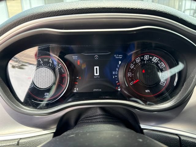 Used 2022 Dodge Challenger R/T RWD image 5