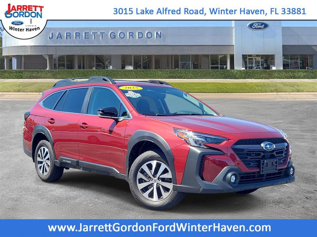 Used 2025 Subaru Outback Premium image 4