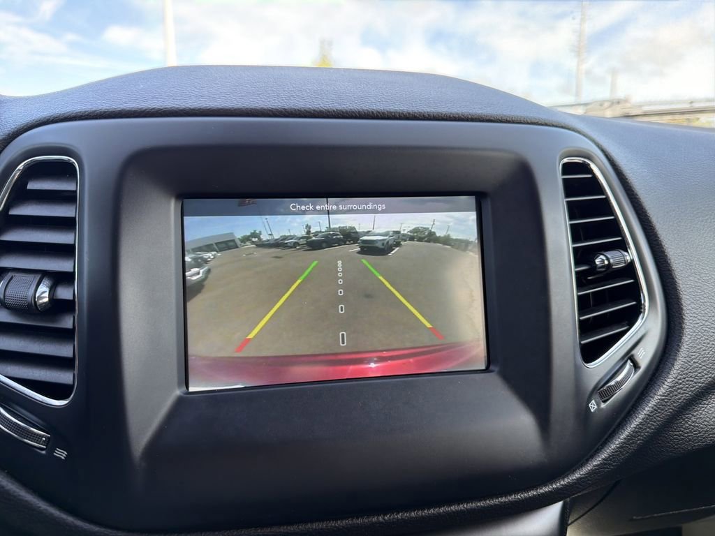 Used 2021 Jeep Compass Sport image 21