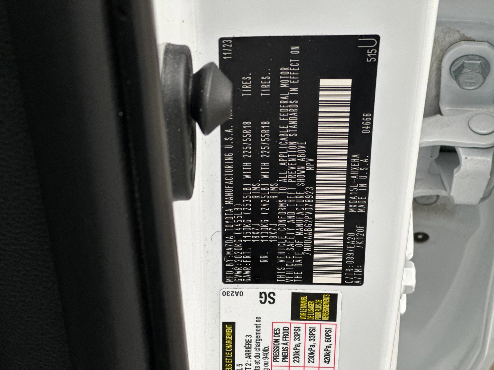 Used 2023 Toyota Corolla Cross XLE image 28