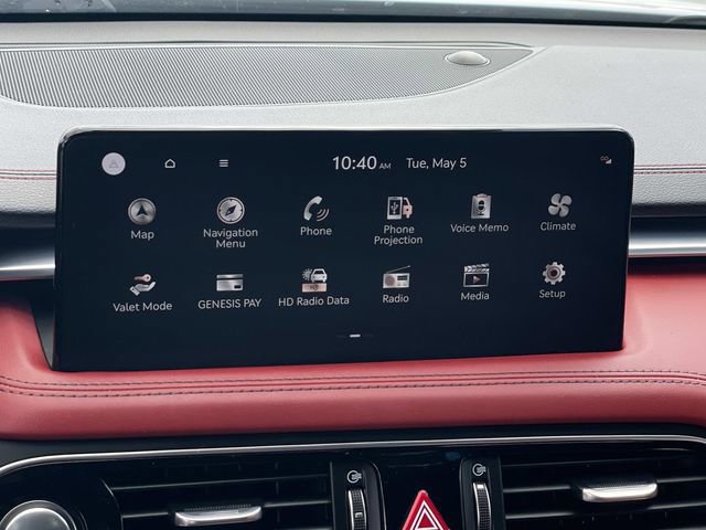 Used 2023 Genesis G70 2.0T w/ Sport Prestige Package RWD image 12