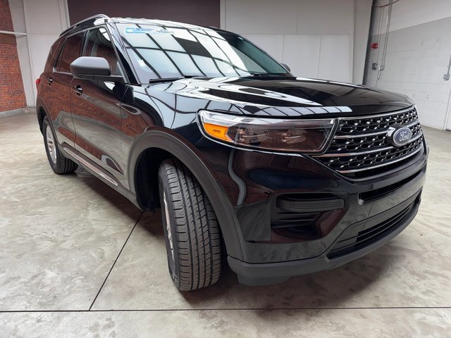 Certified 2023 Ford Explorer XLT image 7