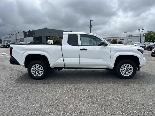 Used 2024 Toyota Tacoma SR RWD image 3