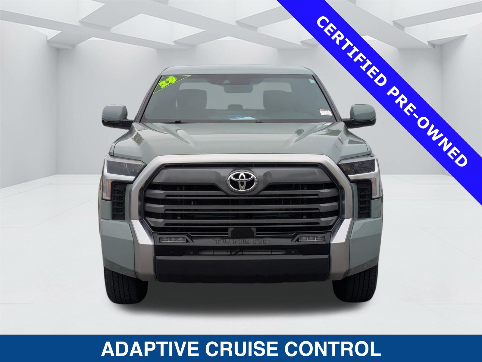 Used 2025 Toyota Tundra Limited AWD/4WD image 9