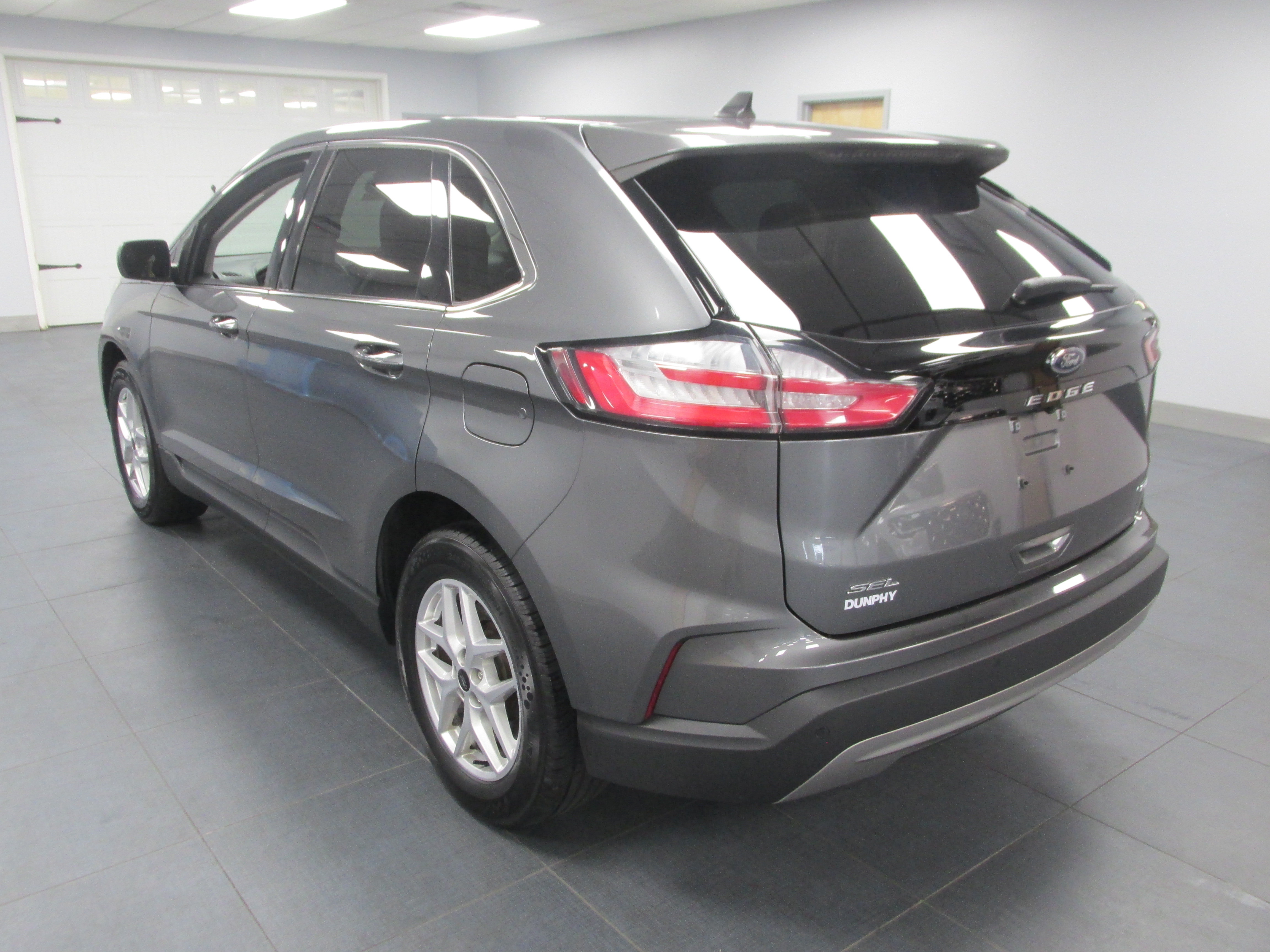 Certified 2024 Ford Edge SEL AWD/4WD image 7