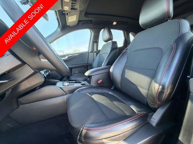 Certified 2023 Ford Escape ST-Line w/ Tech Pack #1 AWD/4WD image 16