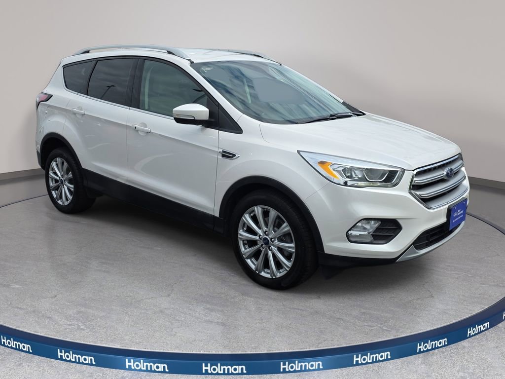 Certified 2017 Ford Escape Titanium FWD image 3