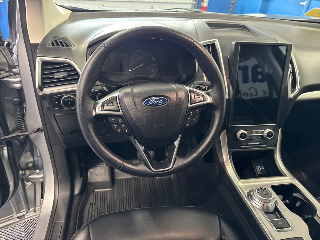 Certified 2024 Ford Edge SEL w/ Convenience Package image 13