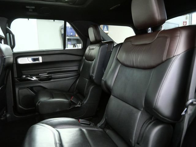 Certified 2021 Ford Explorer Platinum w/ Equipment Group 601A AWD/4WD image 15