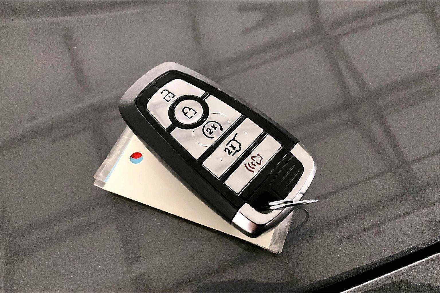 Certified 2022 Ford Explorer XLT w/ Equipment Group 202A image 11