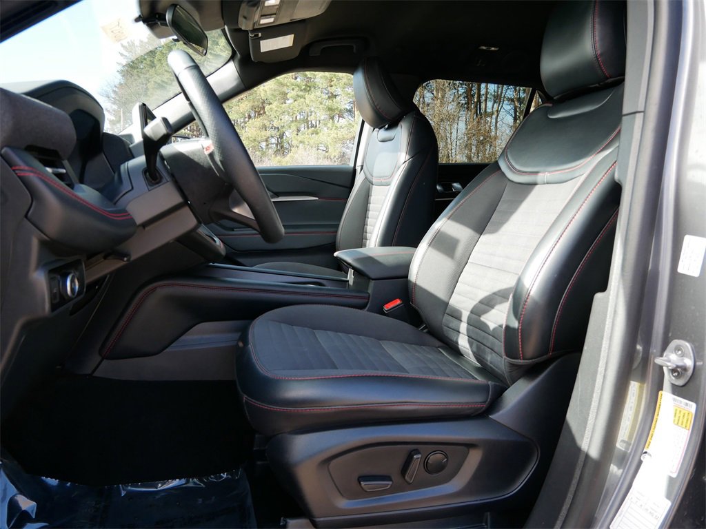 Certified 2025 Ford Explorer ST-Line w/ ST-Line Street Pack image 15