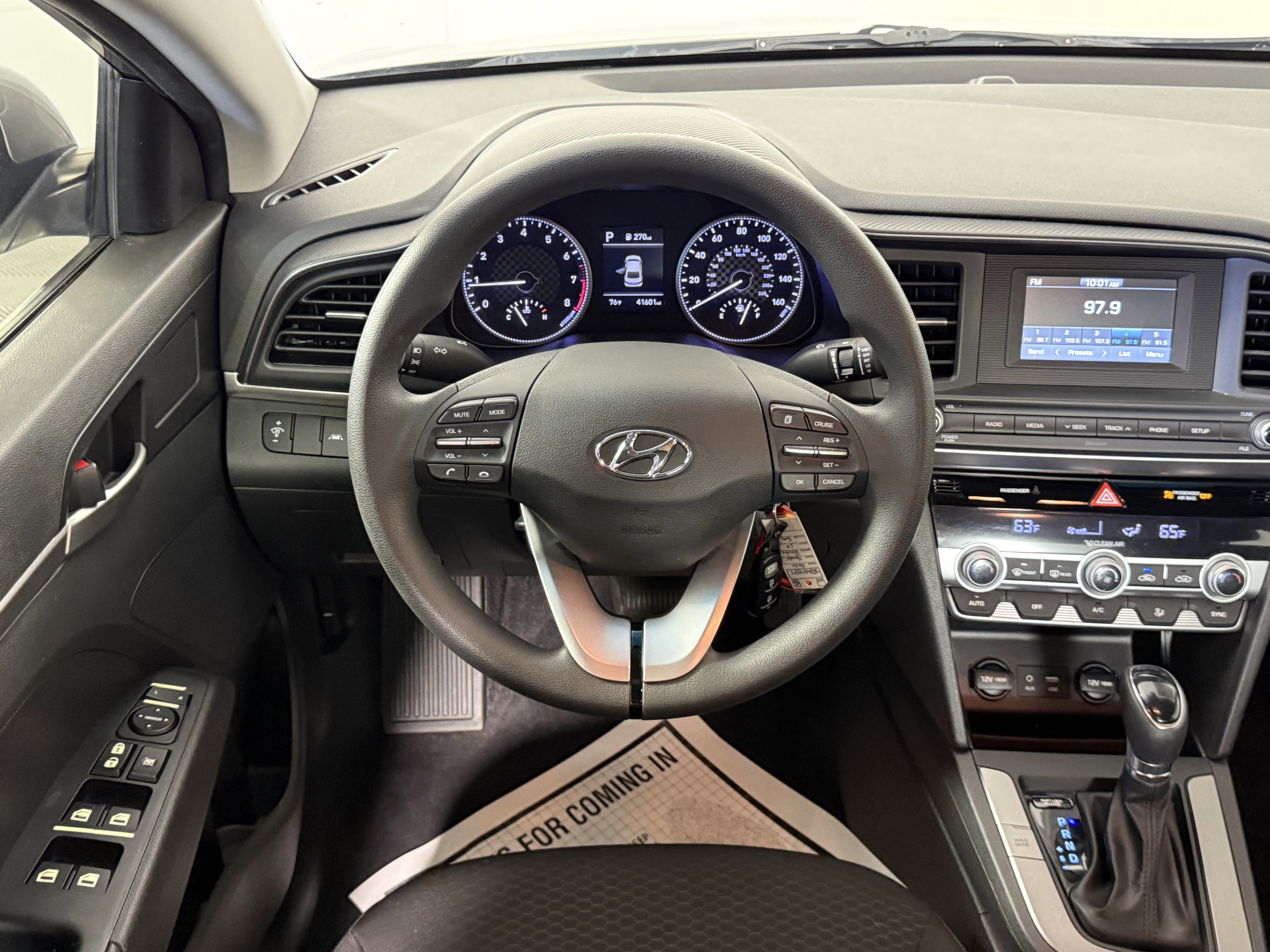 Used 2020 Hyundai Elantra SE w/ Cargo Package (C1) FWD image 11