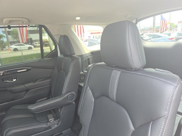 Used 2024 Honda Pilot EX-L image 13