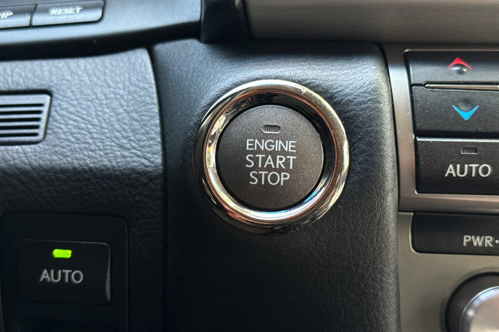 Used 2017 Lexus LS 460 w/ Comfort Package image 25