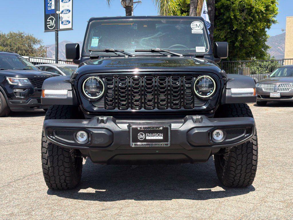 Used 2025 Jeep Wrangler Unlimited Sport AWD/4WD image 4