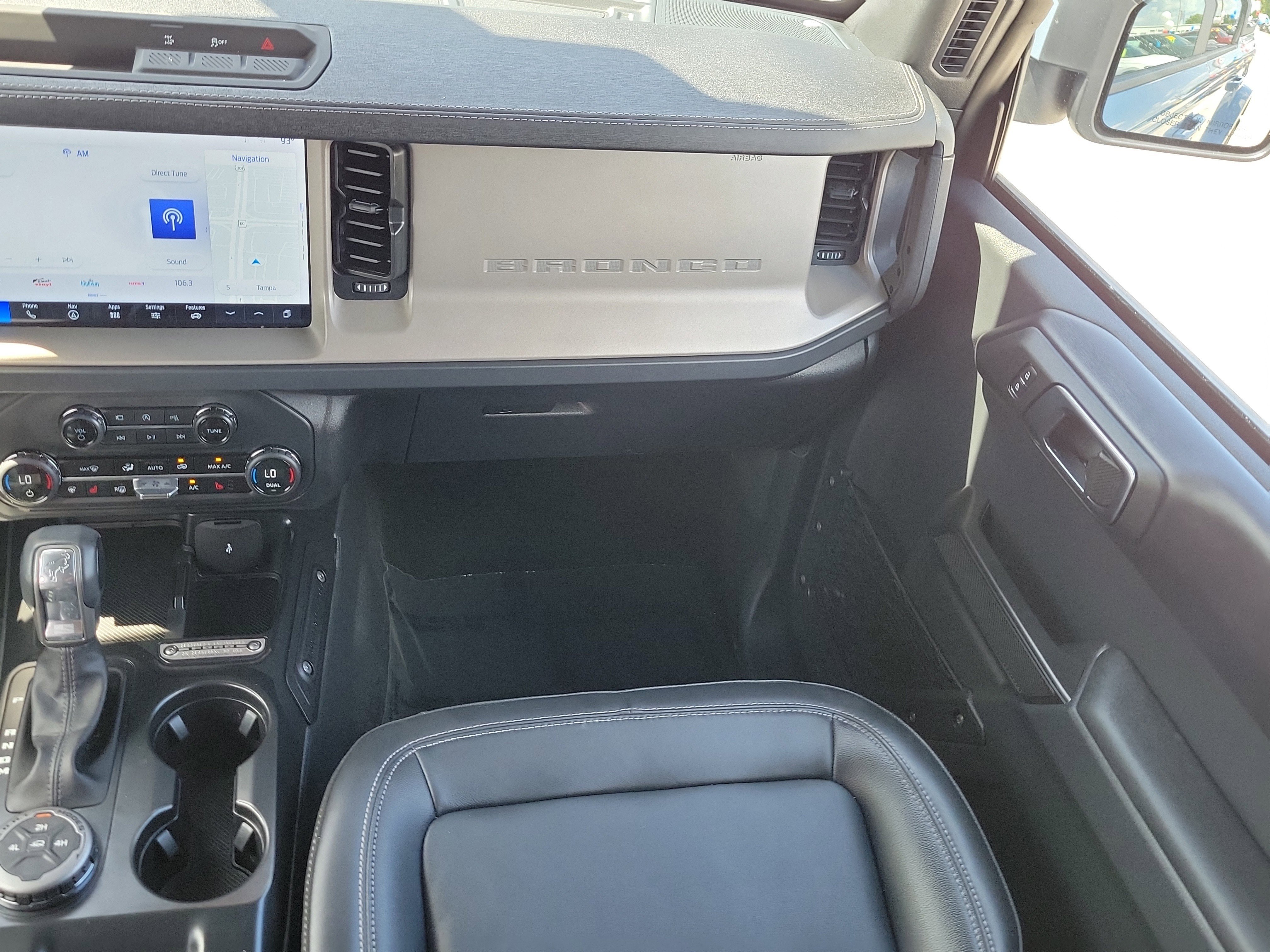 Certified 2025 Ford Bronco Outer Banks AWD/4WD image 15