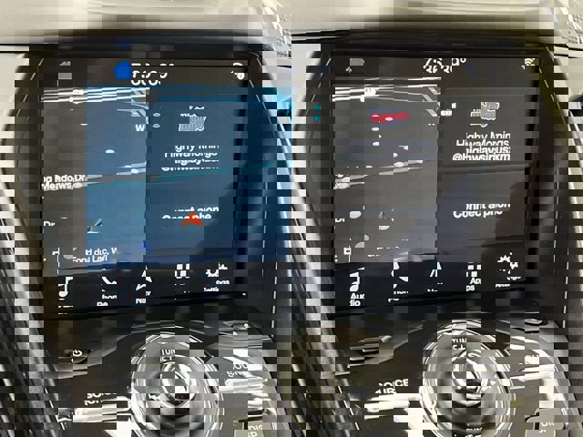 Certified 2018 Ford Escape Titanium w/ Ford Safe & Smart Package image 26