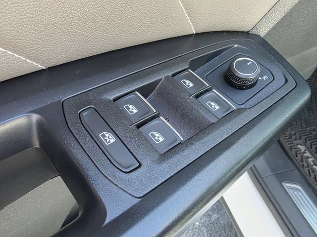 Used 2021 Volkswagen Atlas SE w/ Panoramic Sunroof Package FWD image 14