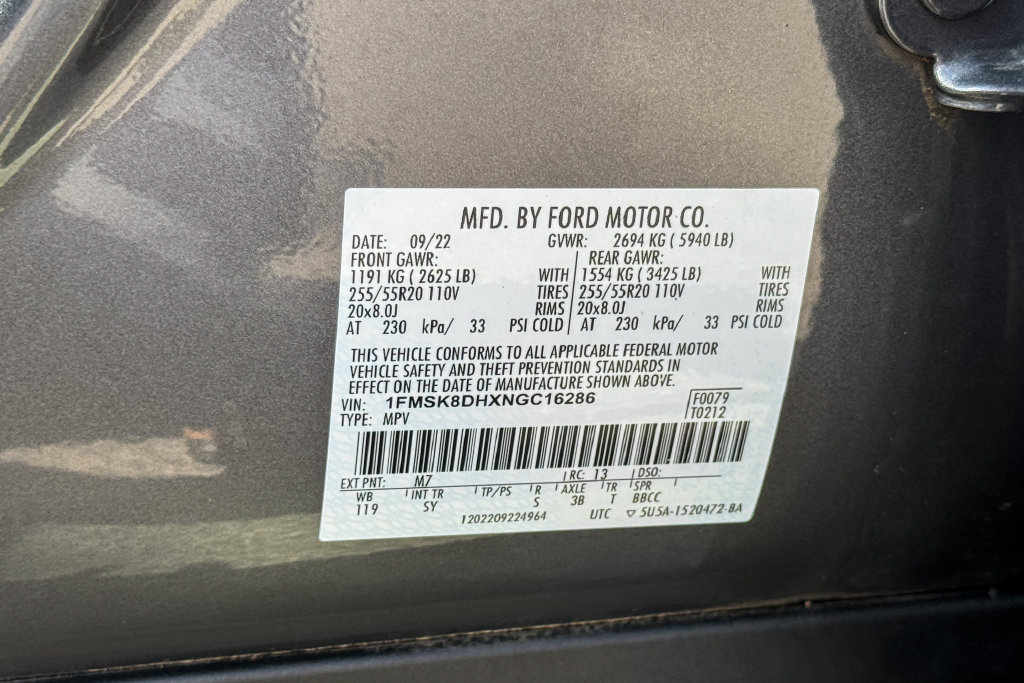 Certified 2022 Ford Explorer XLT w/ Equipment Group 202A AWD/4WD image 23