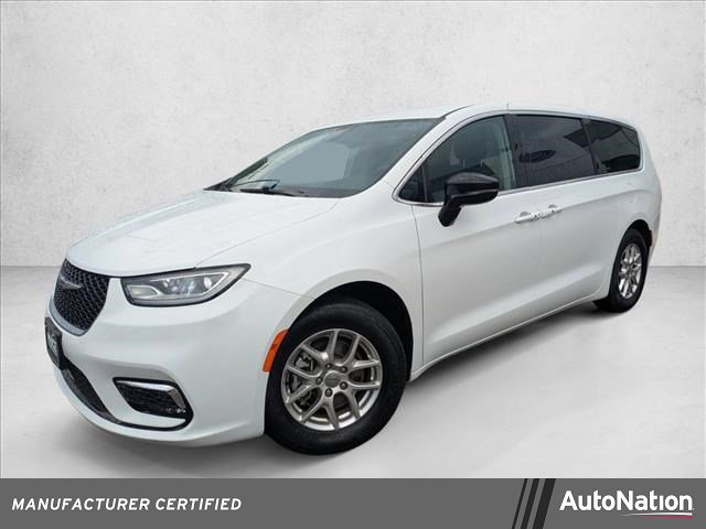 Used 2024 Chrysler Pacifica Touring-L FWD image 1
