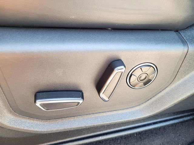 Certified 2022 Ford F250 Platinum w/ FX4 Off-Road Package AWD/4WD image 11
