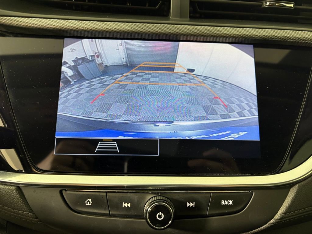 Used 2023 Buick Encore GX Essence w/ Experience Buick Package image 20