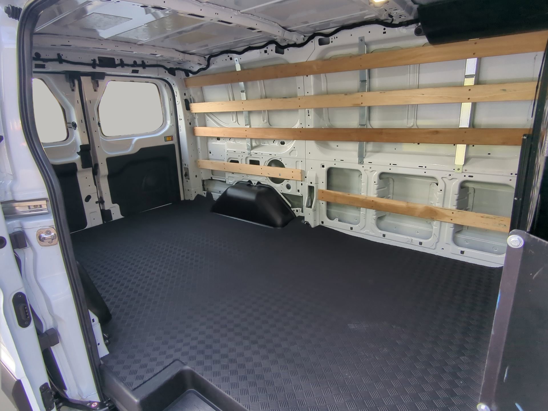 Certified 2025 Ford Transit 250 Low Roof w/ Exterior Upgrade Package RWD image 53