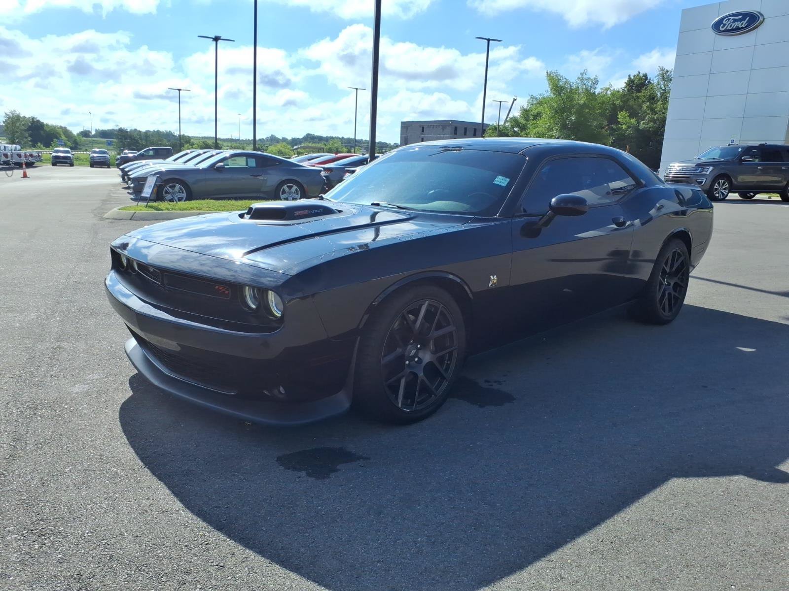 Used 2017 Dodge Challenger R/T Scat Pack RWD image 7