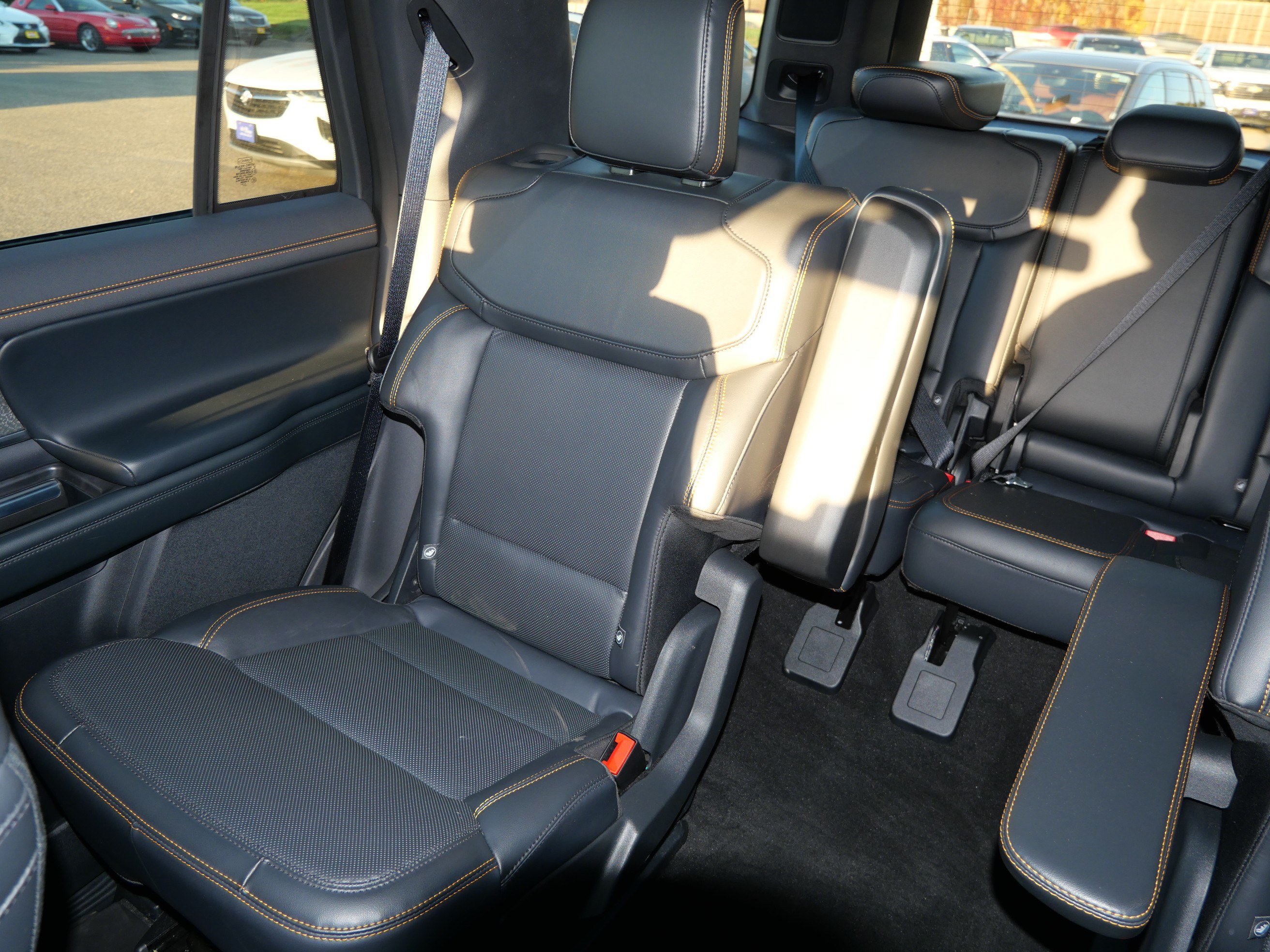 Certified 2025 Ford Expedition Tremor AWD/4WD image 12