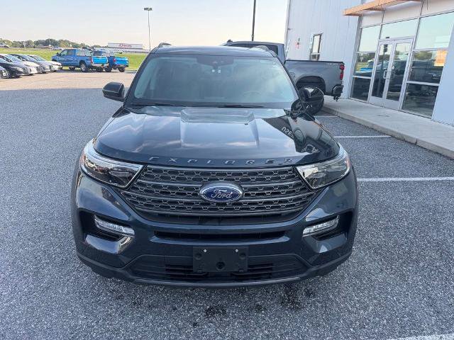 Certified 2024 Ford Explorer XLT w/ Equipment Group 202A AWD/4WD image 3