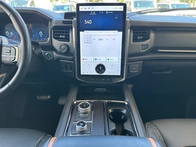 Certified 2024 Ford Expedition Platinum AWD/4WD image 18