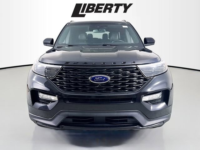 Certified 2022 Ford Explorer ST-Line w/ Class IV Trailer Tow Package image 2
