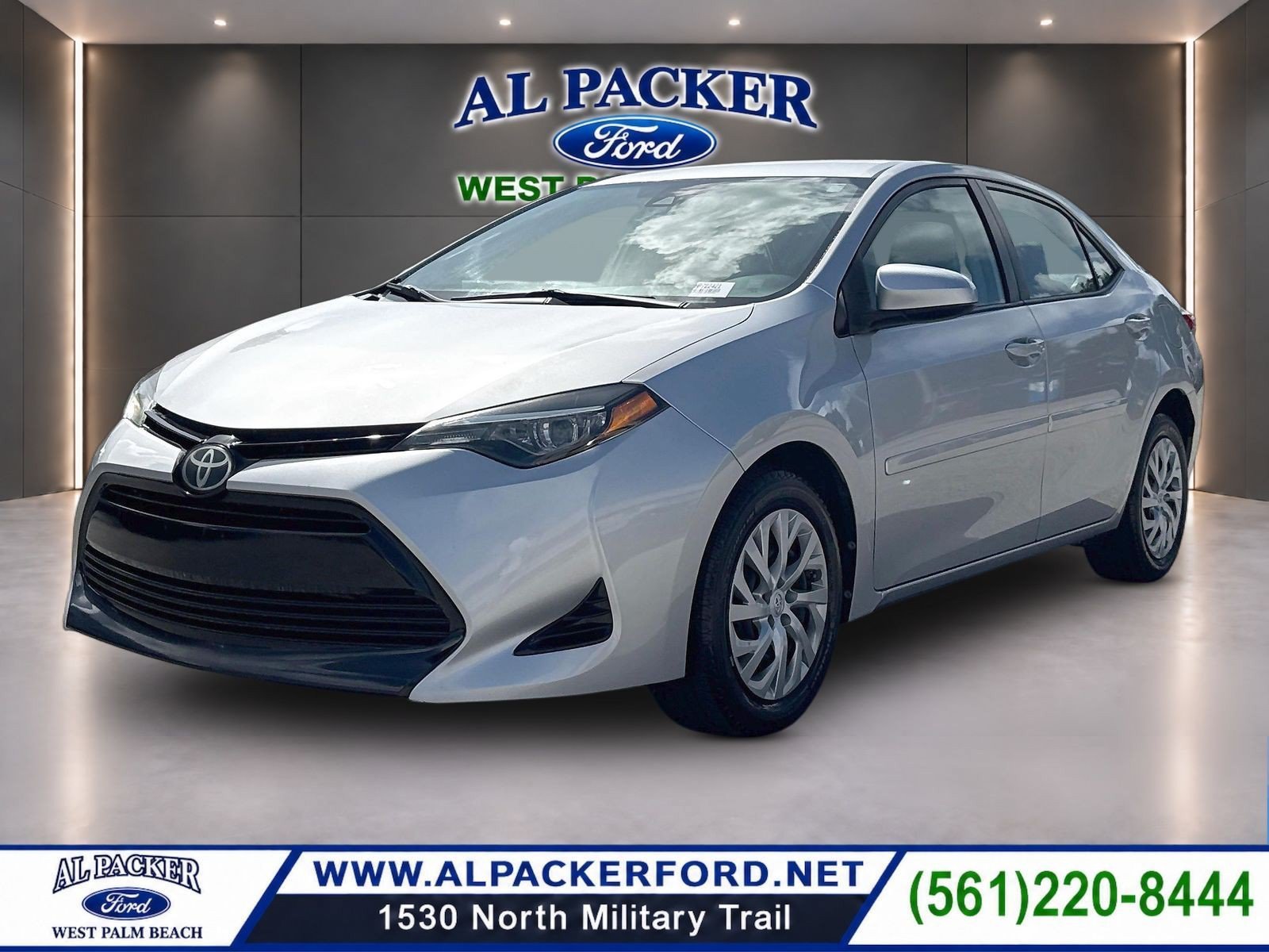 Used 2017 Toyota Corolla LE FWD image 1