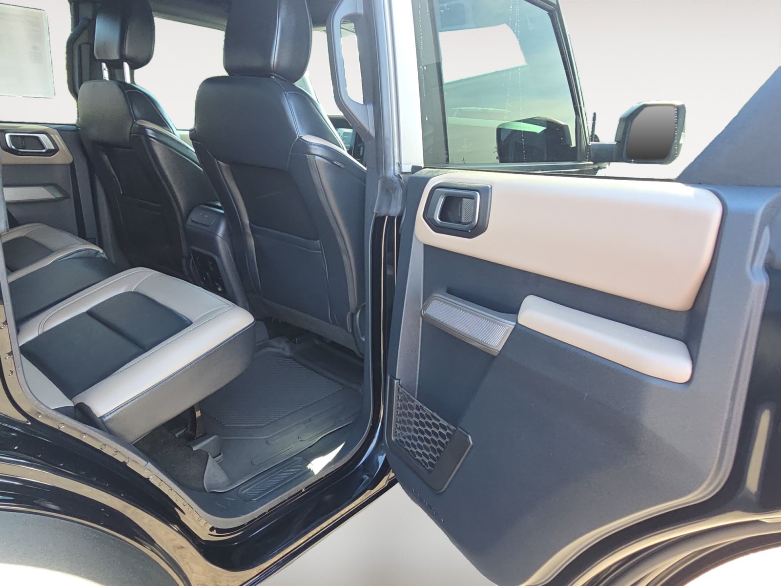 Certified 2022 Ford Bronco Wildtrak AWD/4WD image 12