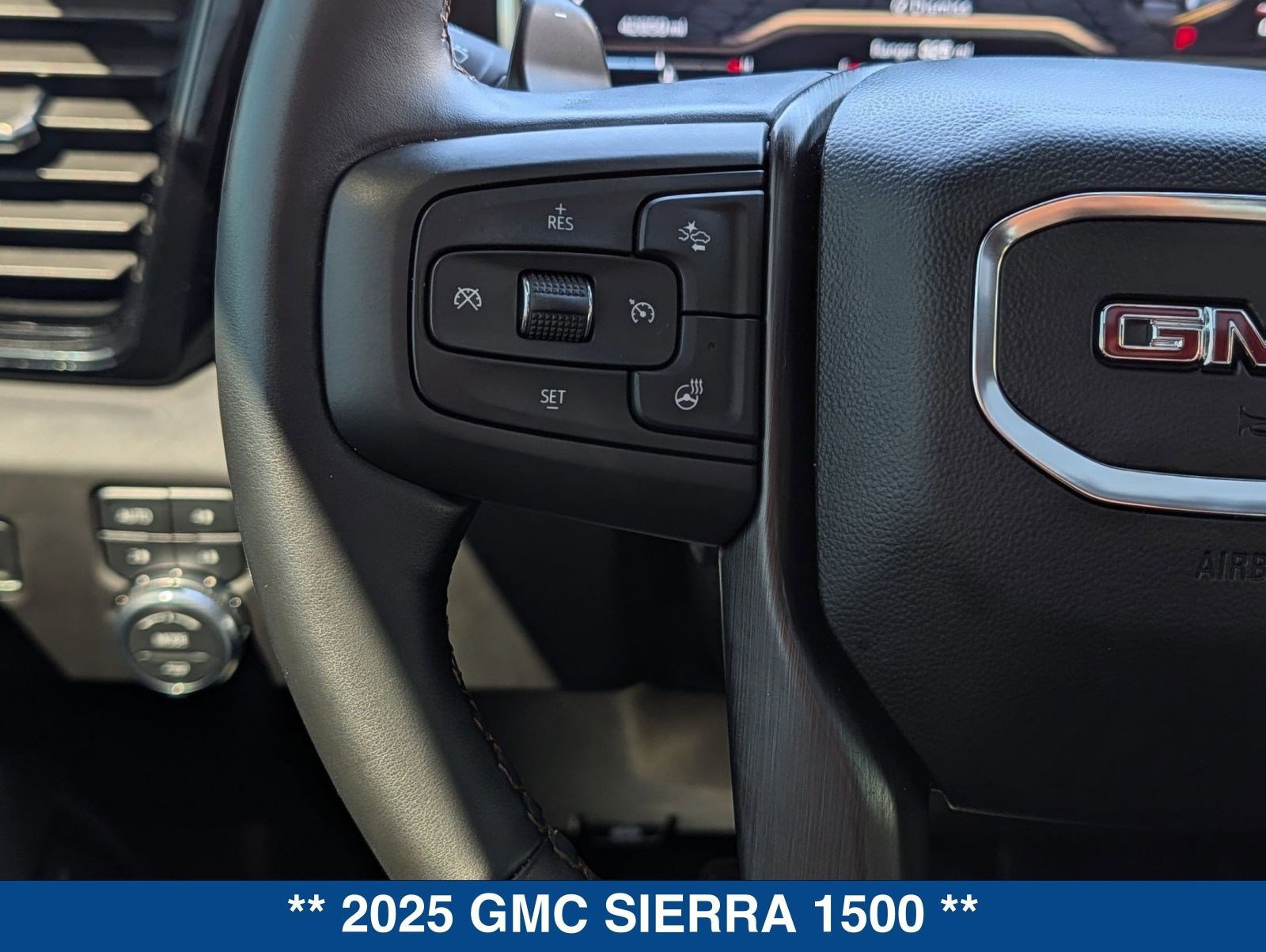 Used 2025 GMC Sierra 1500 AT4 w/ AT4 Premium Package image 36