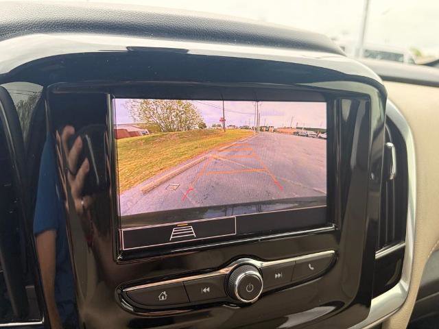 Used 2023 Chevrolet Traverse LS w/ Safety Package image 21