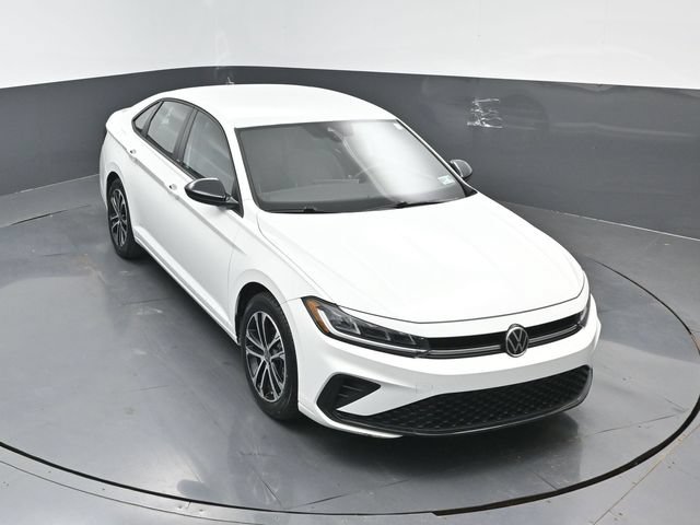 Used 2025 Volkswagen Jetta Sport FWD image 16