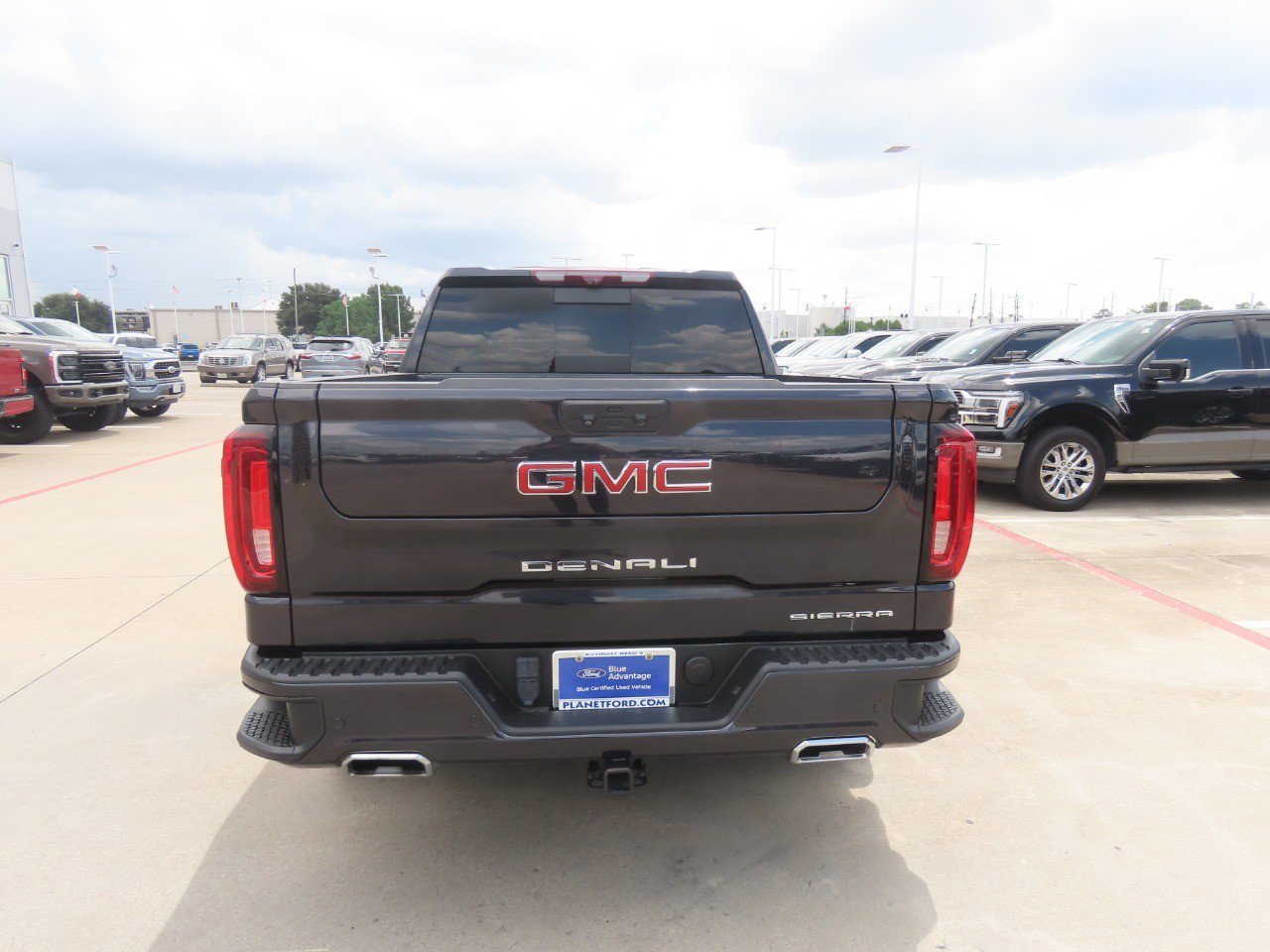 Used 2023 GMC Sierra 1500 Denali w/ Denali Reserve Package AWD/4WD image 13